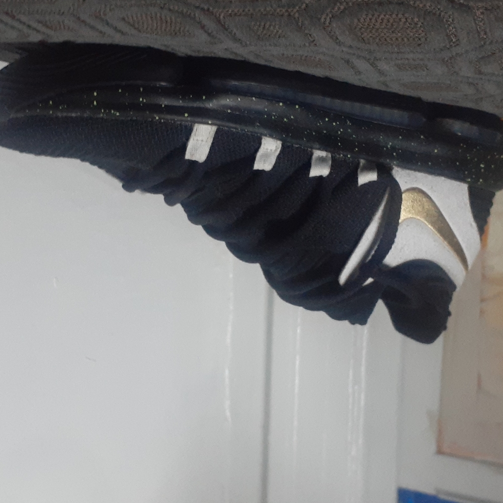 Men nike shoes size 8